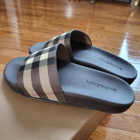 Burberry Women's Plaid Slide Slippers - Black and Tan
